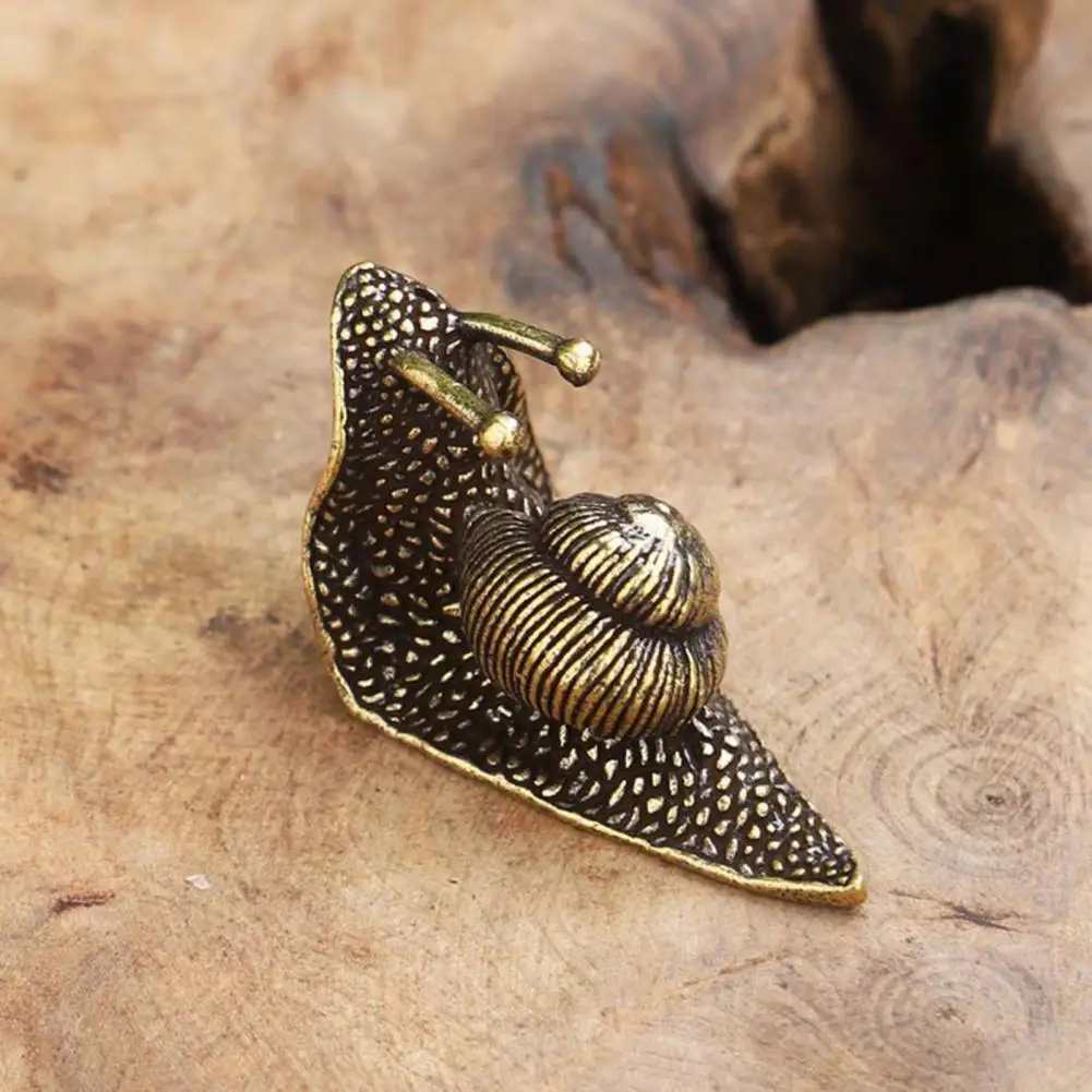 Creative Brass Ornament Lightweight Brass Miniature Handcrafted Decorative Snail Figurine Sculpture Decor