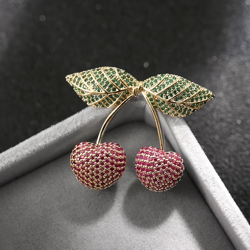 

Creative Cherry Brooch, Natural Fruit Pin, Ladies Temperament Zircon Pin Clothing Accessories