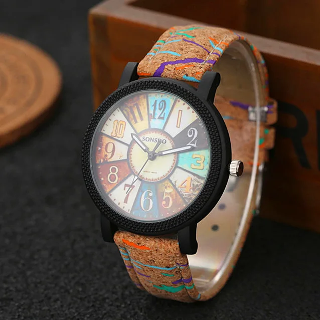 Fashion Vintage Wood Grain Turntable Women's Watches Stripe Pattern Leather Watches Ladies Reloj Mujer Elegante Relogio Feminino