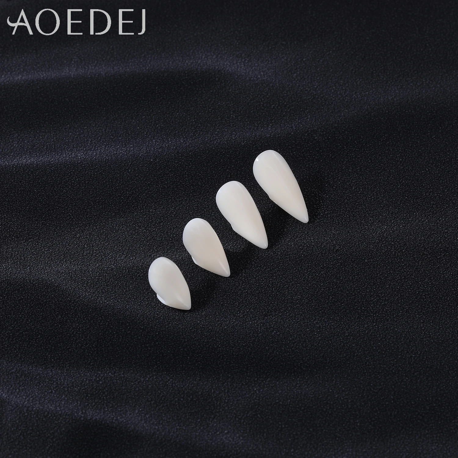 AOEDEJ, 1 par, 13/15/17/19MM, colmillos de vampiro para Halloween, dentaduras postizas de resina, dientes de vampiro para hombres y mujeres, accesorios para fiesta de Cosplay, colmillos, regalos