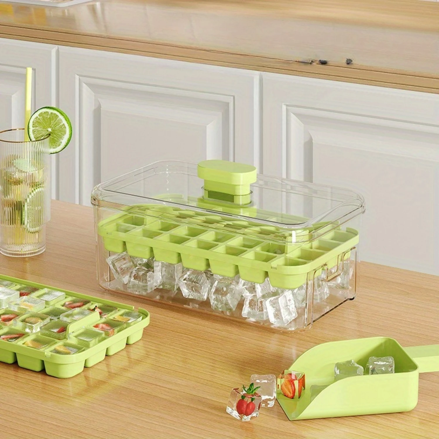 

1pc Plastic Ice Cube Maker Set, Stamped Ice Cube Tray With Lid And Tray, Stackable, Easy Release, Space Saving, Ideal For Freezi