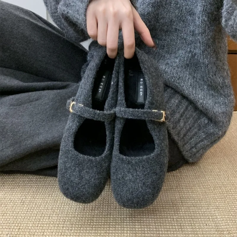 

Women's Furry Shoes with Inner Heightening and Fleece for Autumn Winter New Style Outdoor Wear Simple and Comfortable Shoes