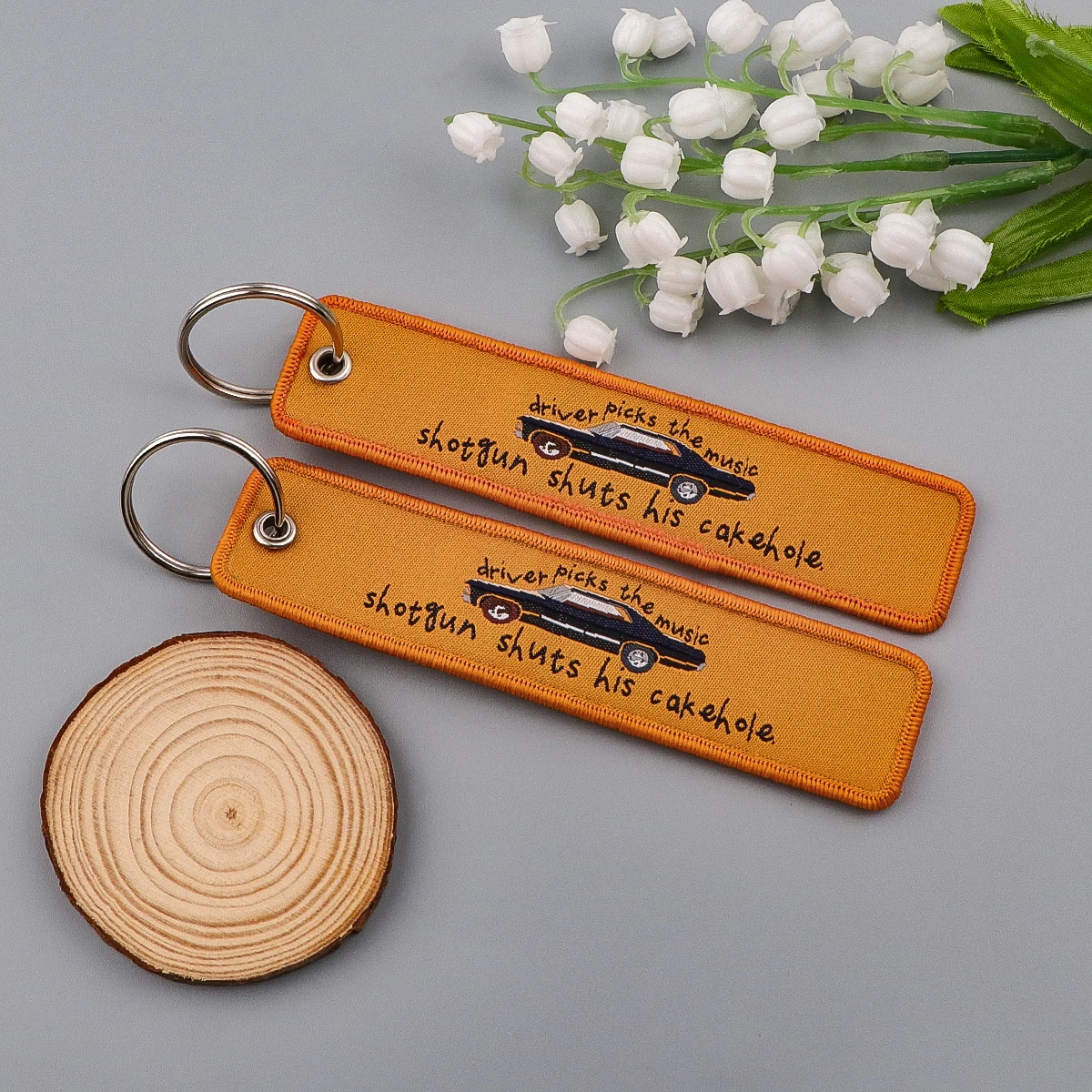 

Retro Cartoon Car Embroidered Keys Tag Keychains for Women Keyring Quotation Car Keys Fashion Jewelry Accessories Gift 1PCS