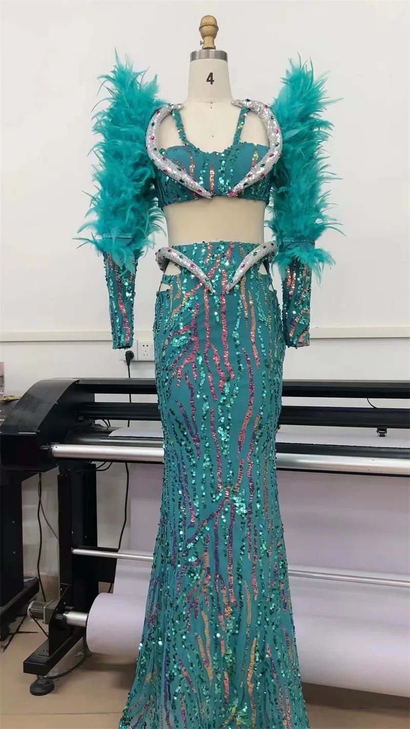 Luxury Expose Waist Sequins Woman Set Gorgeous Feathers Sleeve Short Top And Mermaid Long Skirt 2 Pieces Performance Costume