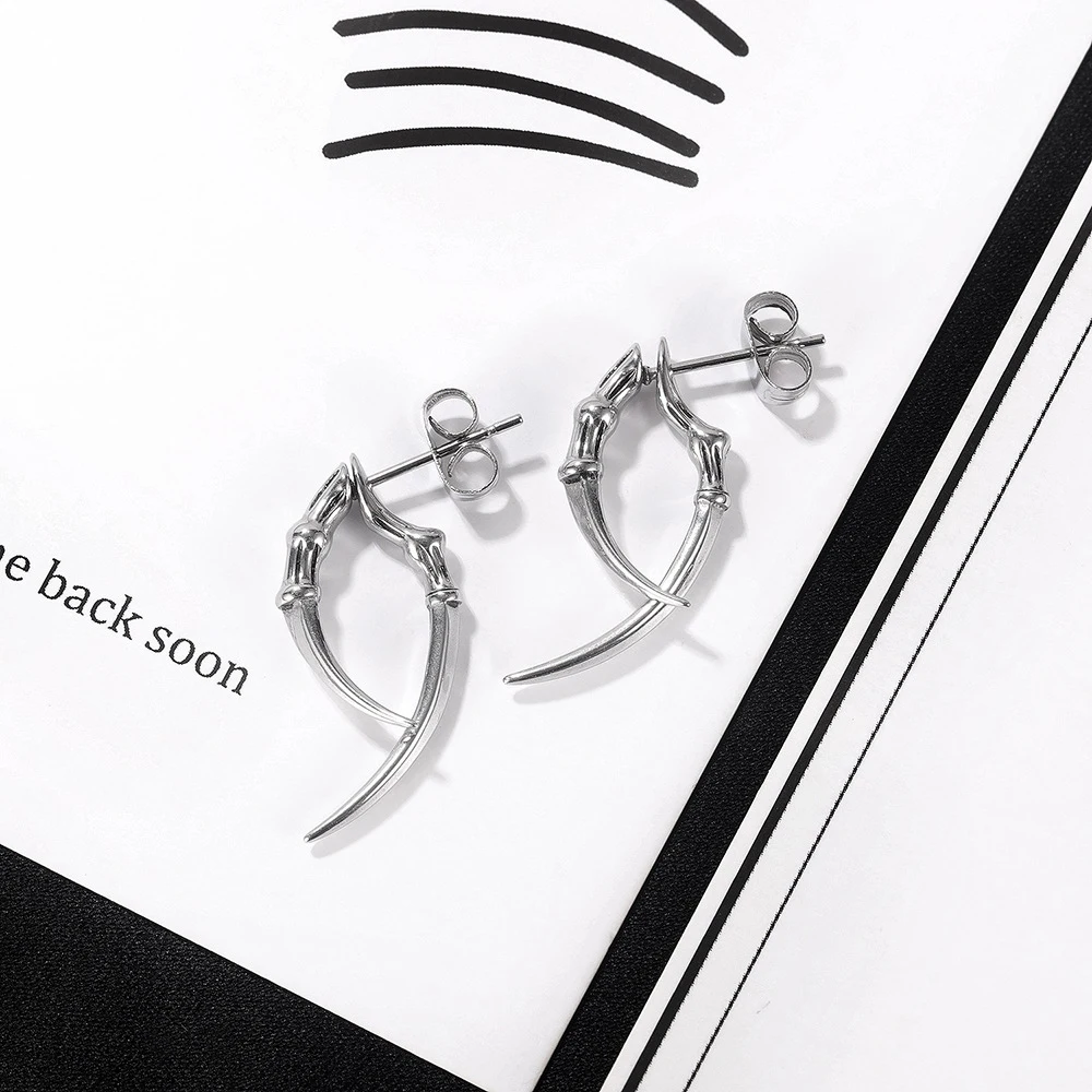 Retro Animal Claws Horn Stainless Steel Ear Piercing Black Silver Color Gothic Stud Earrings for Women Men Punk Cool Jewelry