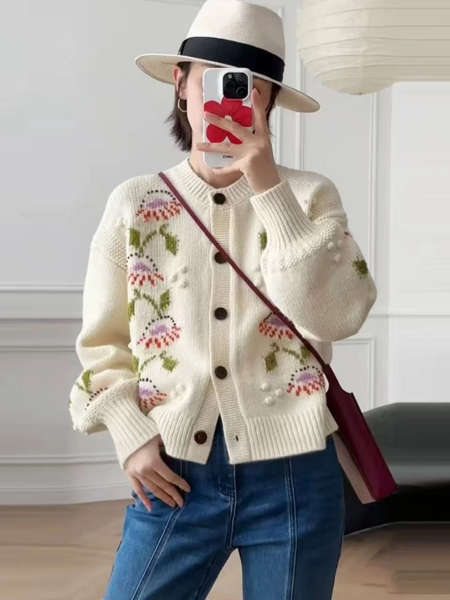 

Шерстяной вязаный кардиган для женщин с круглым вырезом, осенне-зимний, с цветочной вышивкой, нежный, омолаживающий эффект, стандартный крой