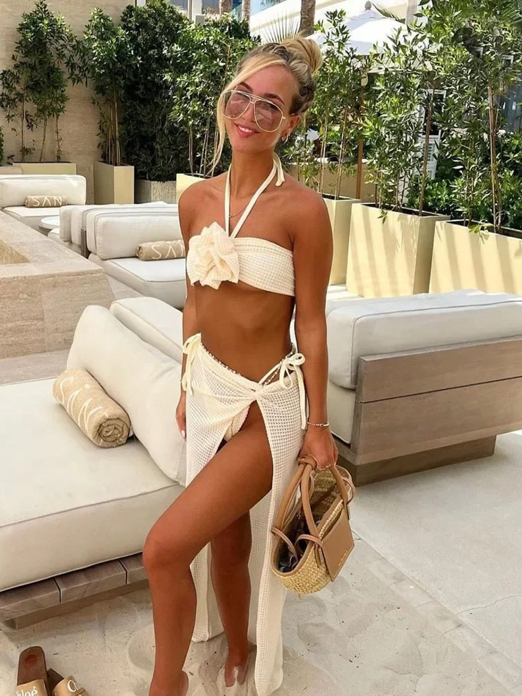 

Летний сексуальный женский комплект из трех предметов, абрикосовый топ без рукавов, 3D большой цветок, висячая шея, вязаная пляжная юбка с разрезом и высокой талией