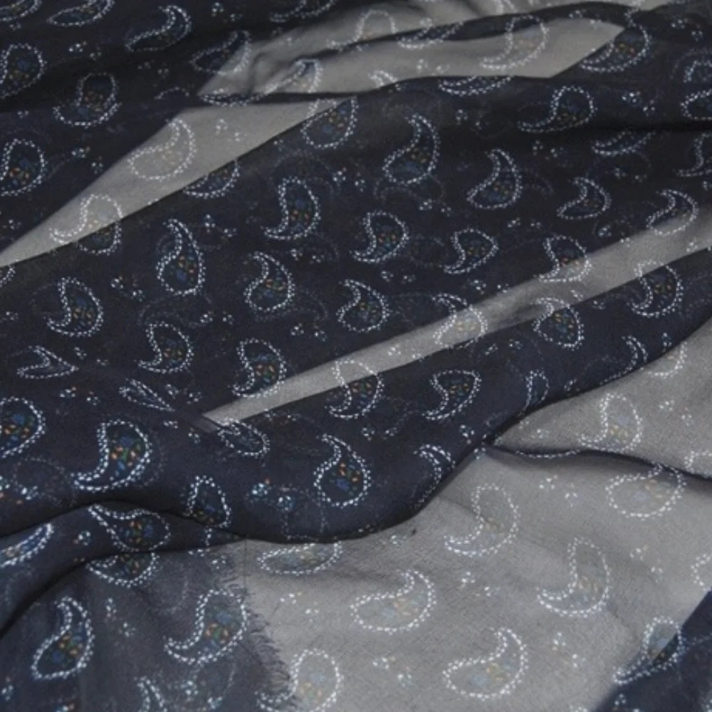 Smooth Feeling Popular Silk Crinkle Chiffon Fabric Elegant Style Paisley Design Silk Crepe Georgette Fabric for Lady Dress Gift view 4
