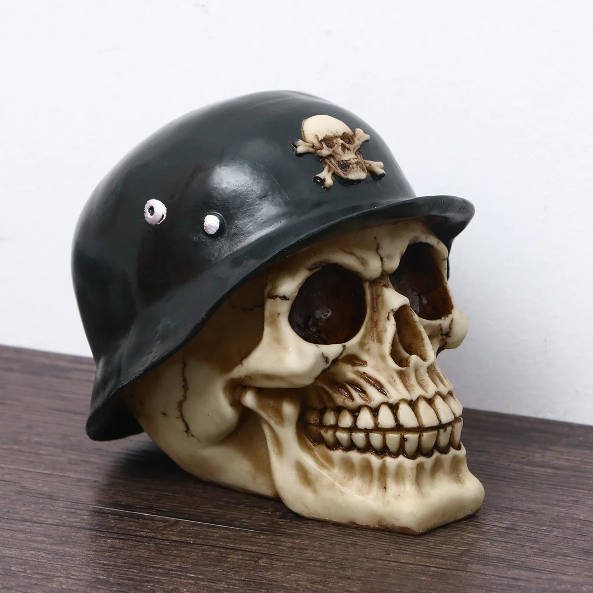 

Creative Skull Piggy Bank for Cool Saving Jar Great for Home Bar Office Desk Halloween Party Decor Skull Coin Banks