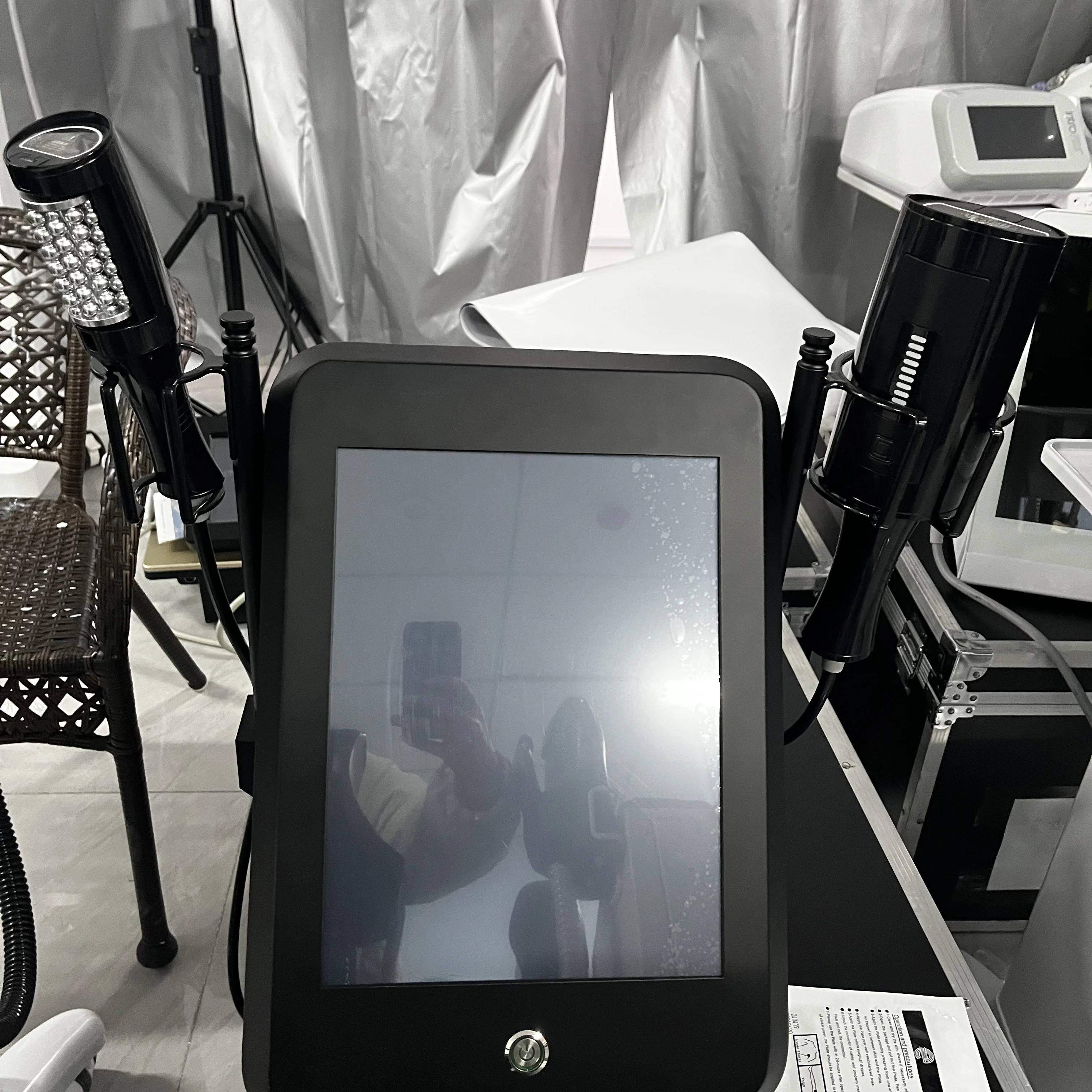 

6500W 200HZ Roller EMS Body Sculpt Machine RF Sculpting Weight Loss Electromagnetic Slimming Muscle Stimulation Massager MYOslim