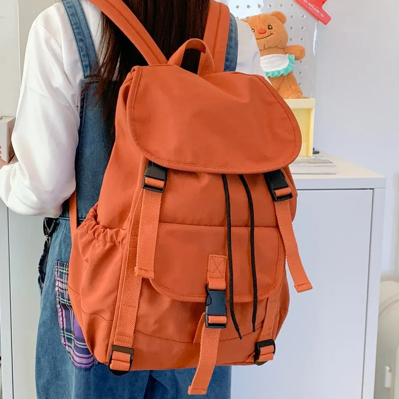 

2025 Stylish School Backpack for Teen Girls Large Capacity Anti-Theft Design Lightweight Bookbag with USB Charging Port