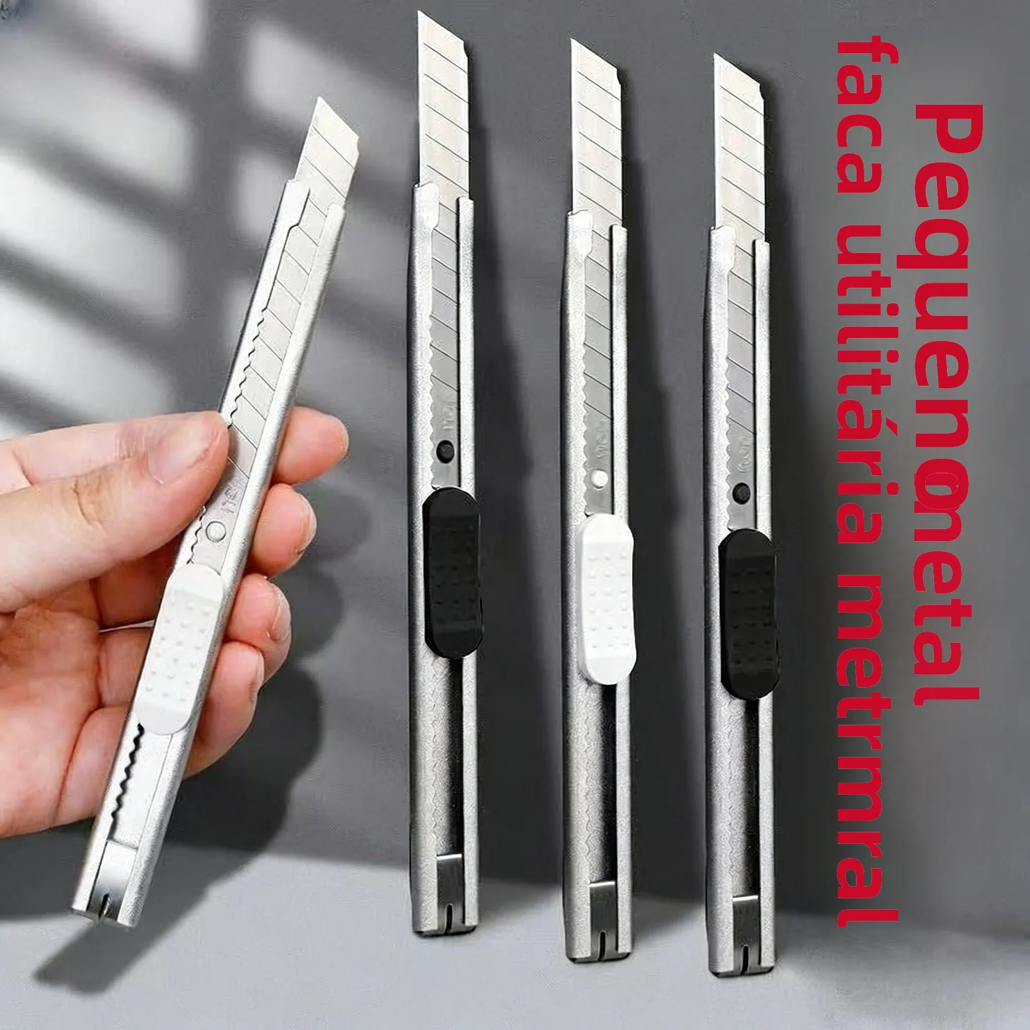 faca-utilitaria-pequena-deli-2053-com-lamina-de-aco-de-9mm-e-carcaca-metalica-para-corte-de-papel-e-filmes-de-carro