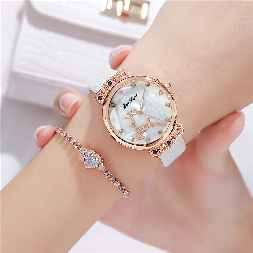 Shell Noodles Dial Design Fawn Diamond Mujeres Relojes de moda Marca Simple Ladies White Leather Wristwatches Mujer Reloj de cuarzo