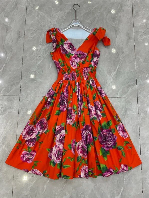 Saia Godê de Algodão Vermelha com Laço Floral na Ombro de Alta Qualidade