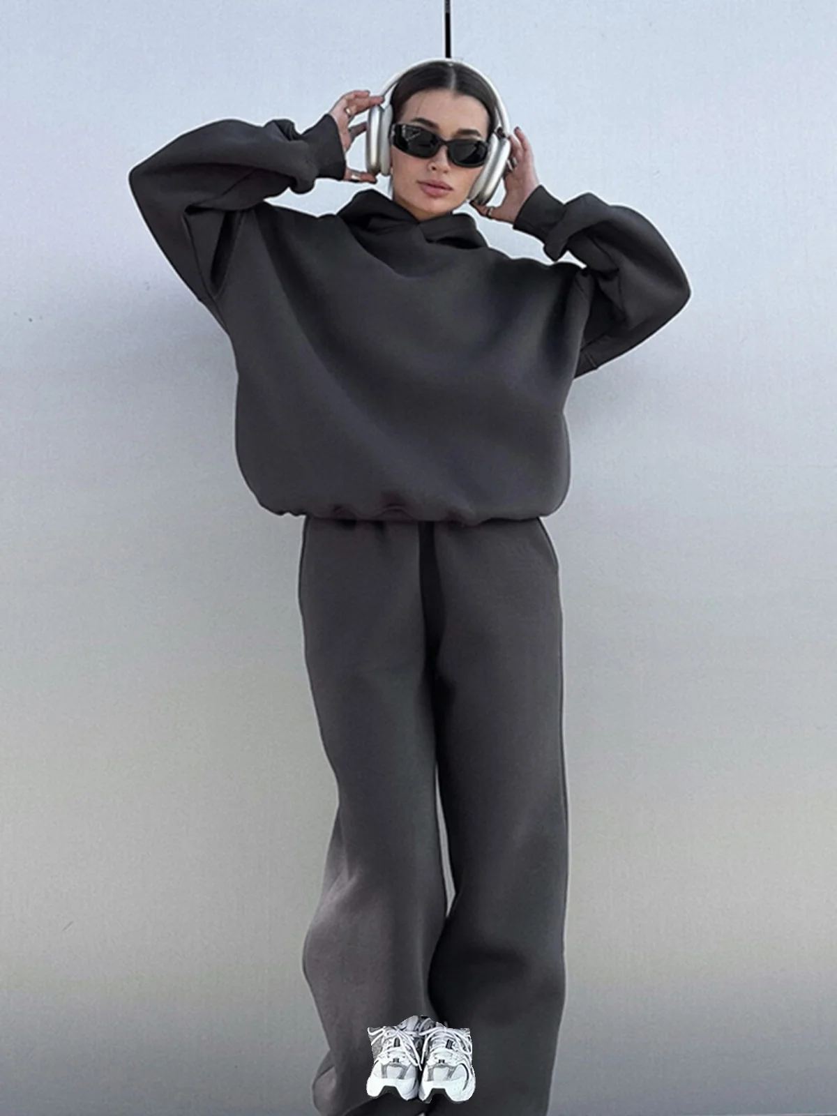 

Комплект из толстовки с капюшоном и брюк до щиколотки, повседневные длинные брюки Long Sve, ансамбль Faion для женщин, зимняя коллекция