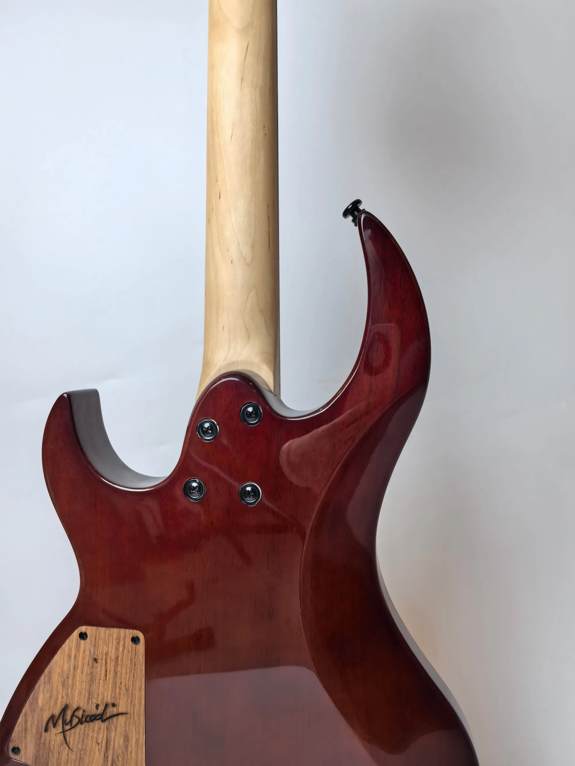 Factory directly selling, African peach heartwood, headless electric guitar, sour tree fingerboard, in stock , can customized