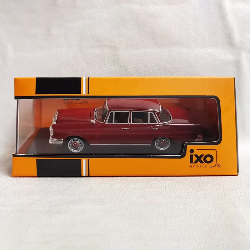 1/43 Scale 220 SE W111 1959 Classic Car Alloy Model