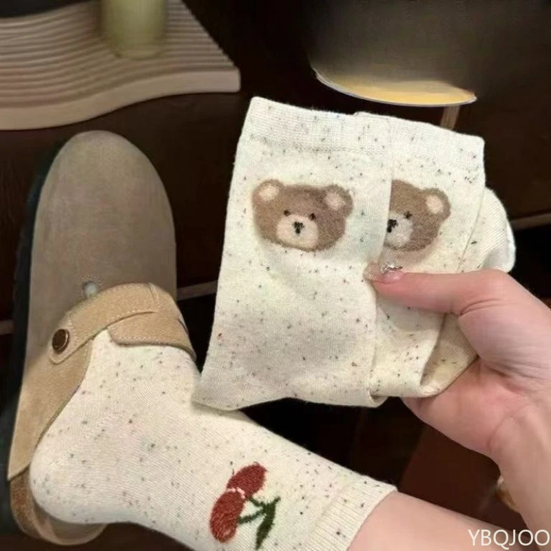 5 أزواج ربطات القوس فيونكة الدب نمط القلب عادية مريحة عالية الجودة لينة الجوارب النسائية العصرية القطن الكبار النساء منتصف العجل الجوارب #3
