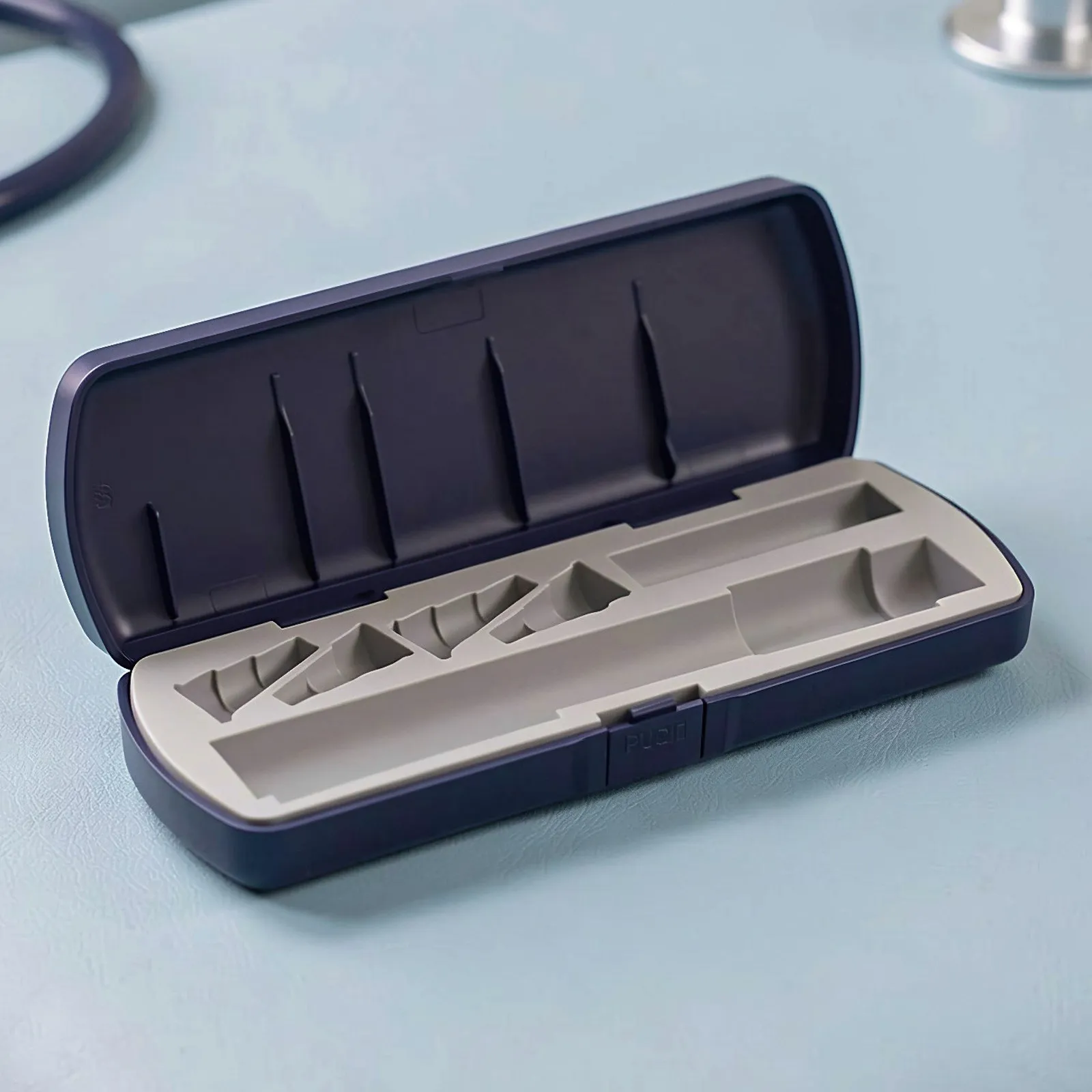 Insulin Pen Case Hard Shell Lightweight Compact Diabetic Supply Organizer Travel Kit Insulin Vial Storage Holder