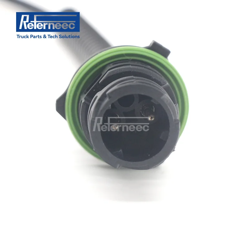 REFERNEEC 7421017010 7420983314 7420783896 Coolant Level Sensor