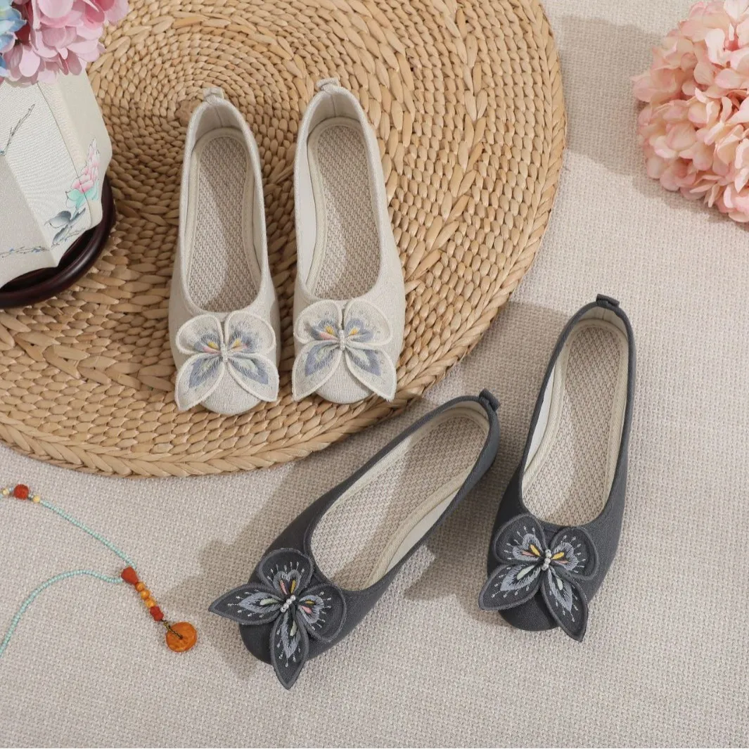 

2026 Women's Beige & Gray Butterfly Decor Embroidery Flat Shoes Comfort Linen Casual Daily Shoes Q-182