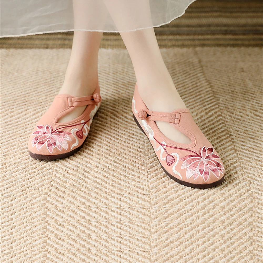 Wiosna Lato Stare Pekin Retro Buty z tkaniny Styl etniczny Haftowane mieszkania Tradycyjny chiński komfort Antypoślizgowe buty Hanfu Nowość