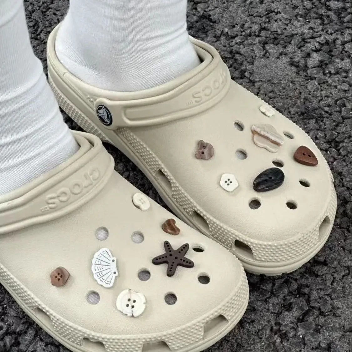 

Pvc Shoe Charms Slipper Accessories Cute Core Shoes Clips Mule Shoes Pin Women's Shoes Ornaments Shoe Charm Decoration