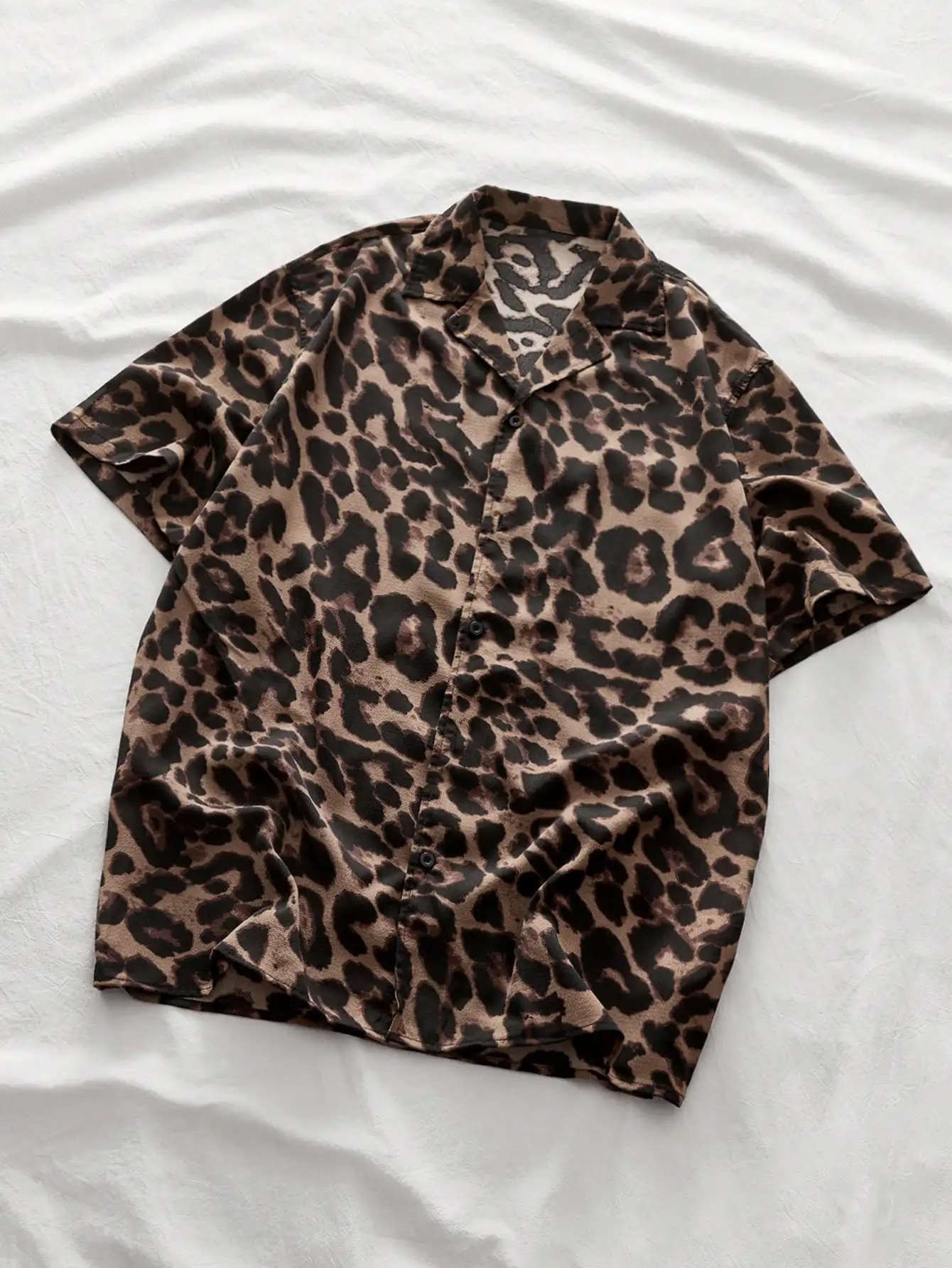 

Men's Leopard Print Button-Front Short Sleeve Casual Shirt