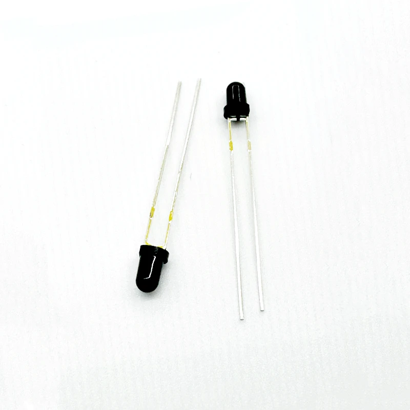 20PCS/Lot LTR4206E LR-4206E DIP-2 phototransistor Photosensitive triode Receiving triode Best quality