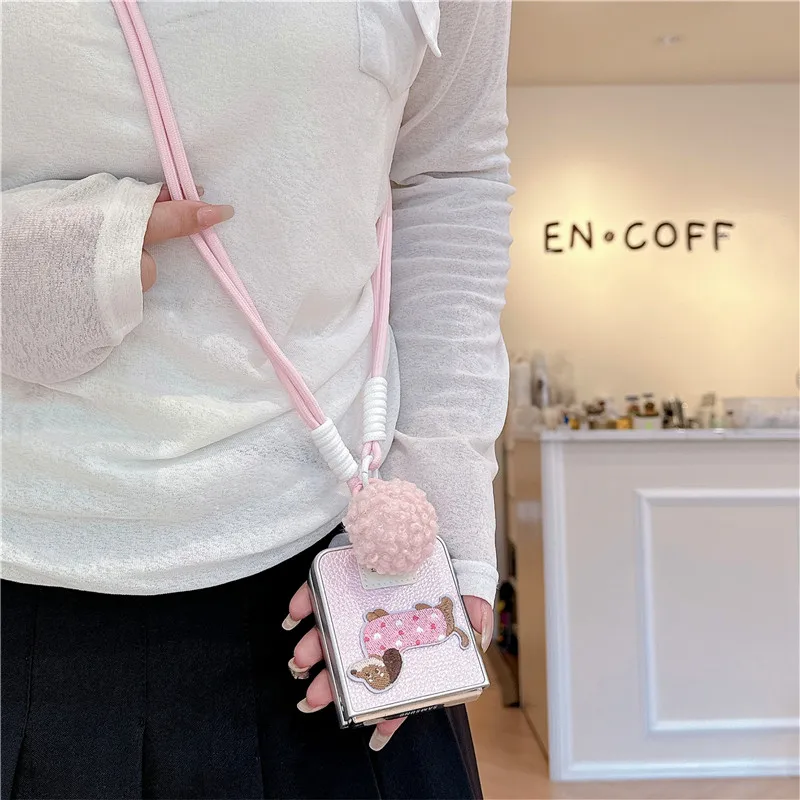 Cute Embroidered Dog Short Chain Case For Samsung Galaxy Z Flip6 Case Z Flip5 Z Flip4 Z Flip7 Cover Motorola Razr60 Razr50 ultra