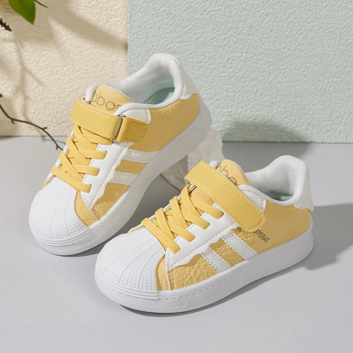 Kids Two-tone Shell Toe Sneakers, Three Stripes Velcro Skate Shoes Soft Breathable Leather Non-slip Rubber Sole