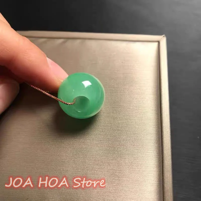 Emerald Light Green Natural A Goods Jadeite Hand-carved Jade Pendant Additional Necklace Chain Boutique Jewelry