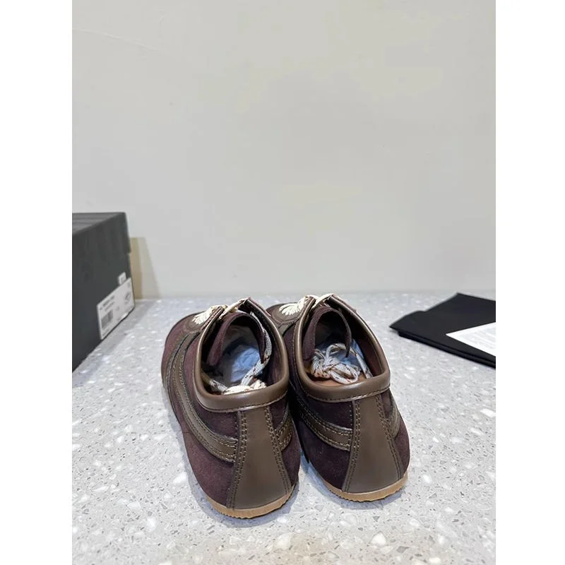 

Classic Brand Designer Anti Slip Athletic Casual Shoes Comfortable Anti Slip Walking Jogging Shoes Fashion Walking Outdoor Shoes