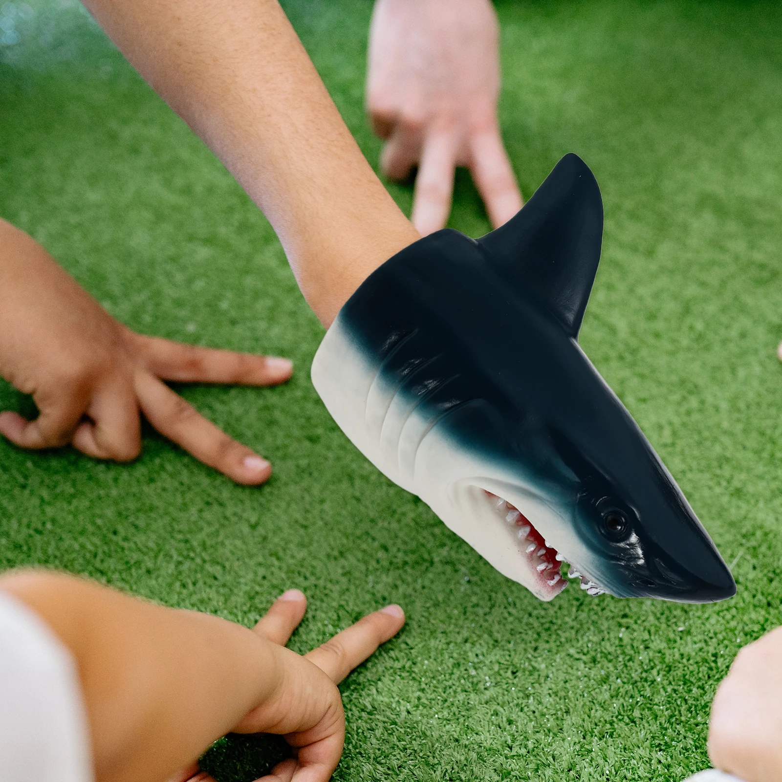

2pcs Shark Hand Puppet Toys Soft Kids Child Birthday Animal Puppets Gift Animal Puppets Educational