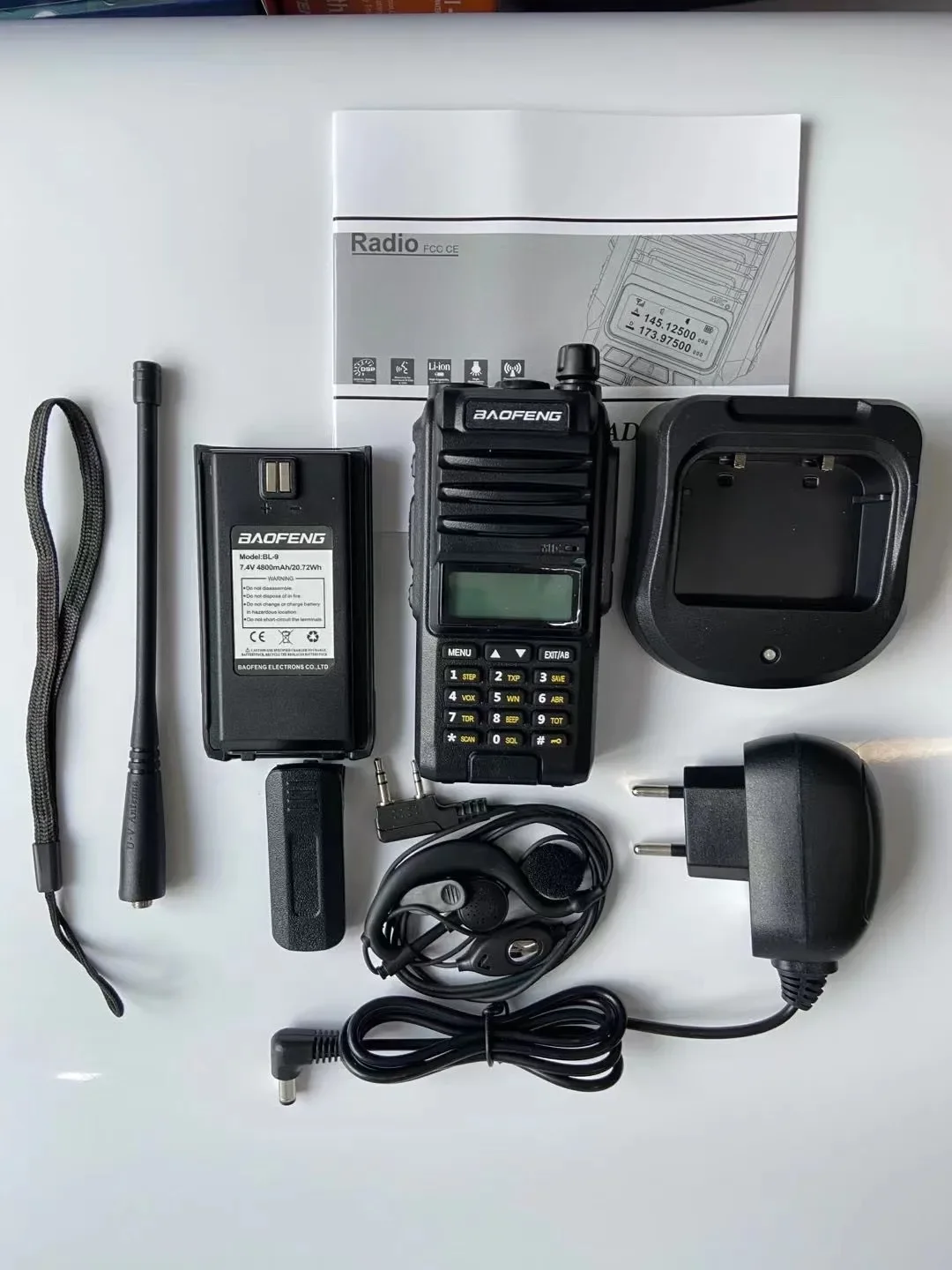 

BAOFENG BF-A58S Двухсегментная рация с двойным дисплеем Трехсегментная уличная гражданская рация