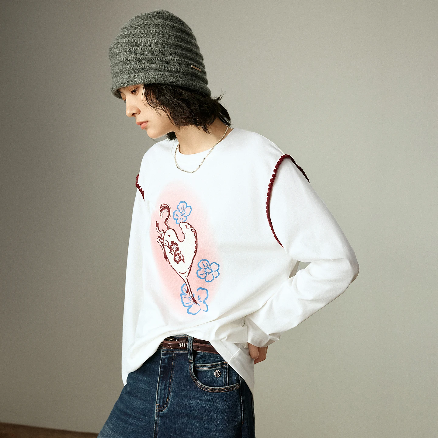 TOYOUTH Mengzhu Daji Capodanno Felpa con cappuccio co-branded per le donne 2025 Inverno Nuovo modello di ricamo giocoso Top in cotone ad alto grado