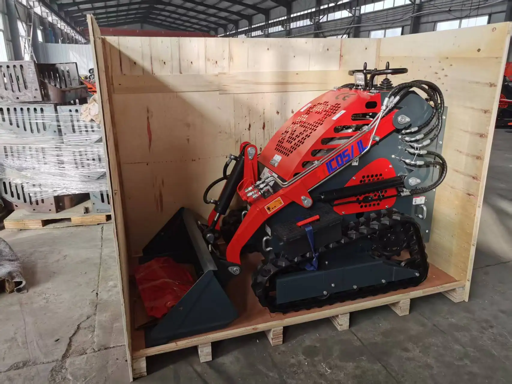 Мини-раздвижной рулевой погрузчик Компактный гусеничный раздвижной погрузчик с гидравлическим приводом и аксессуарами