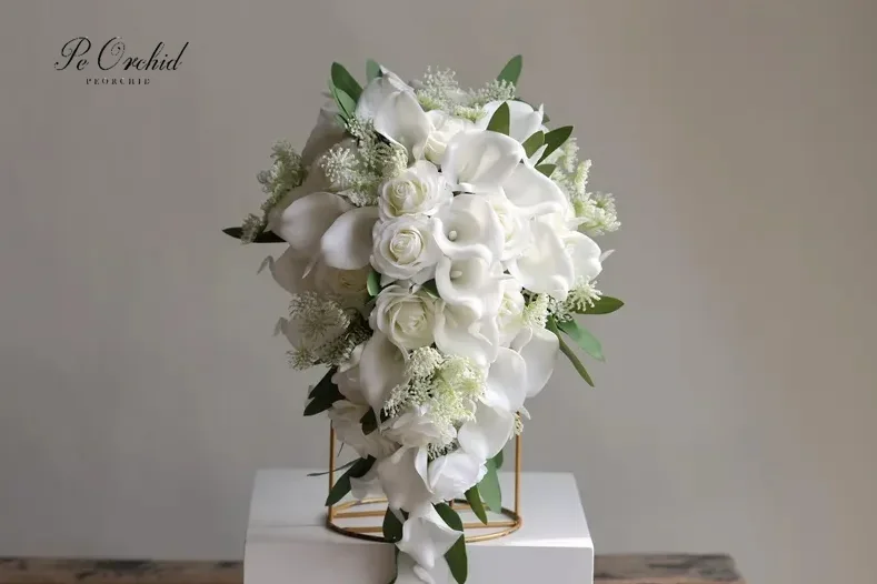 Real Touch Calla Lily Bride Bouquet of Flowers Faux Ivory Roses Lace Eucalyptus Gelin Buketi Handmade Wedding Bouquet