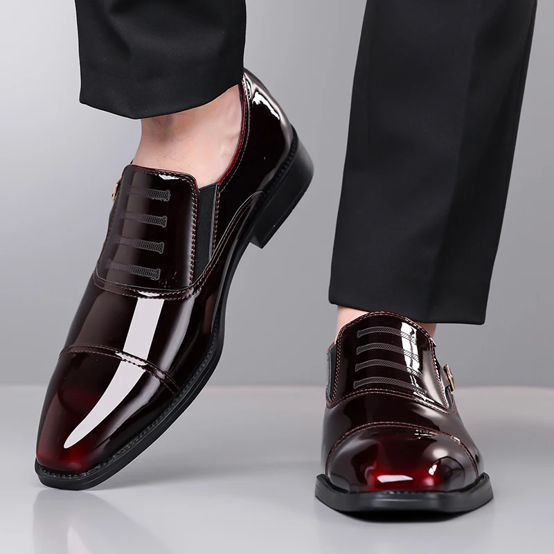 

Plus Size New Men Business Dress Shoes with A Shiny Surface Breathability Delicacy High-end Style Youthful Fashion Shoes