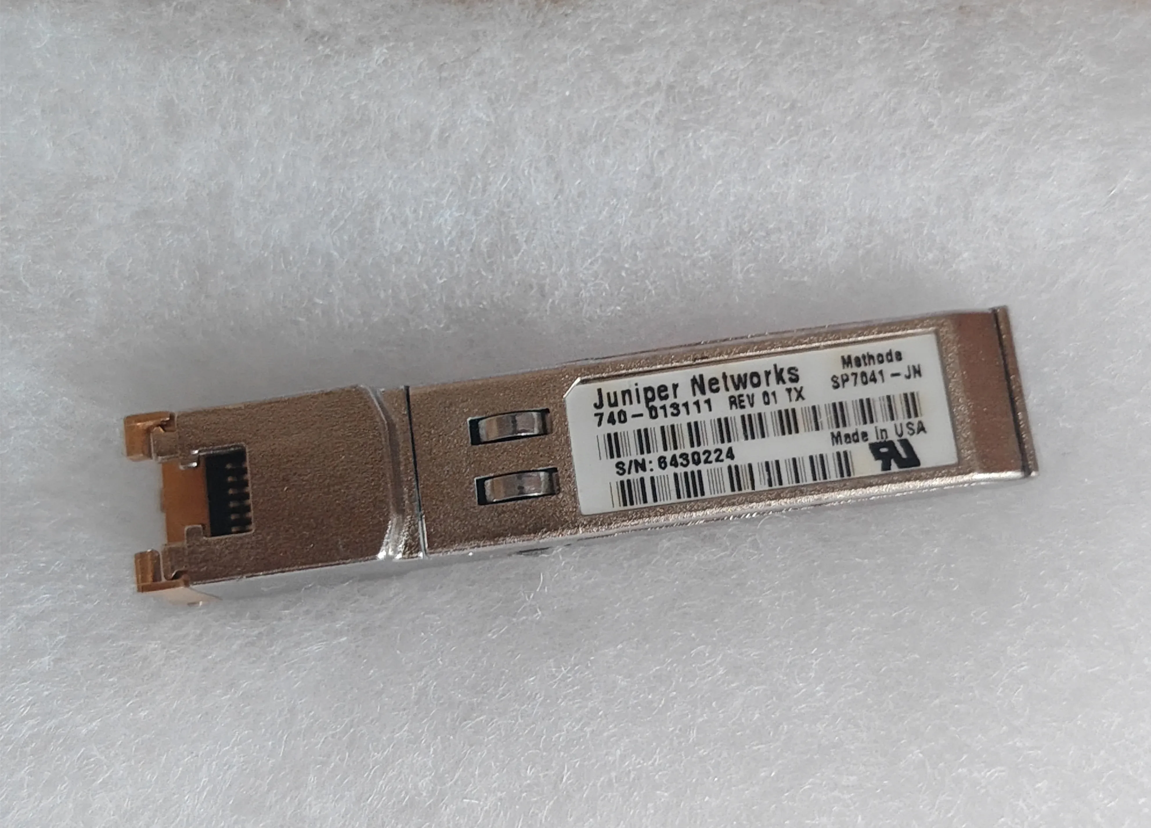 Juniper Gigabit Ethernet SFP-1GE-T RJ45 740-013111 SP7041-M1-JN REV 02 TX 1000Base-T 100m 1000Mbps SFP TO RJ45 Fiber Transceiver