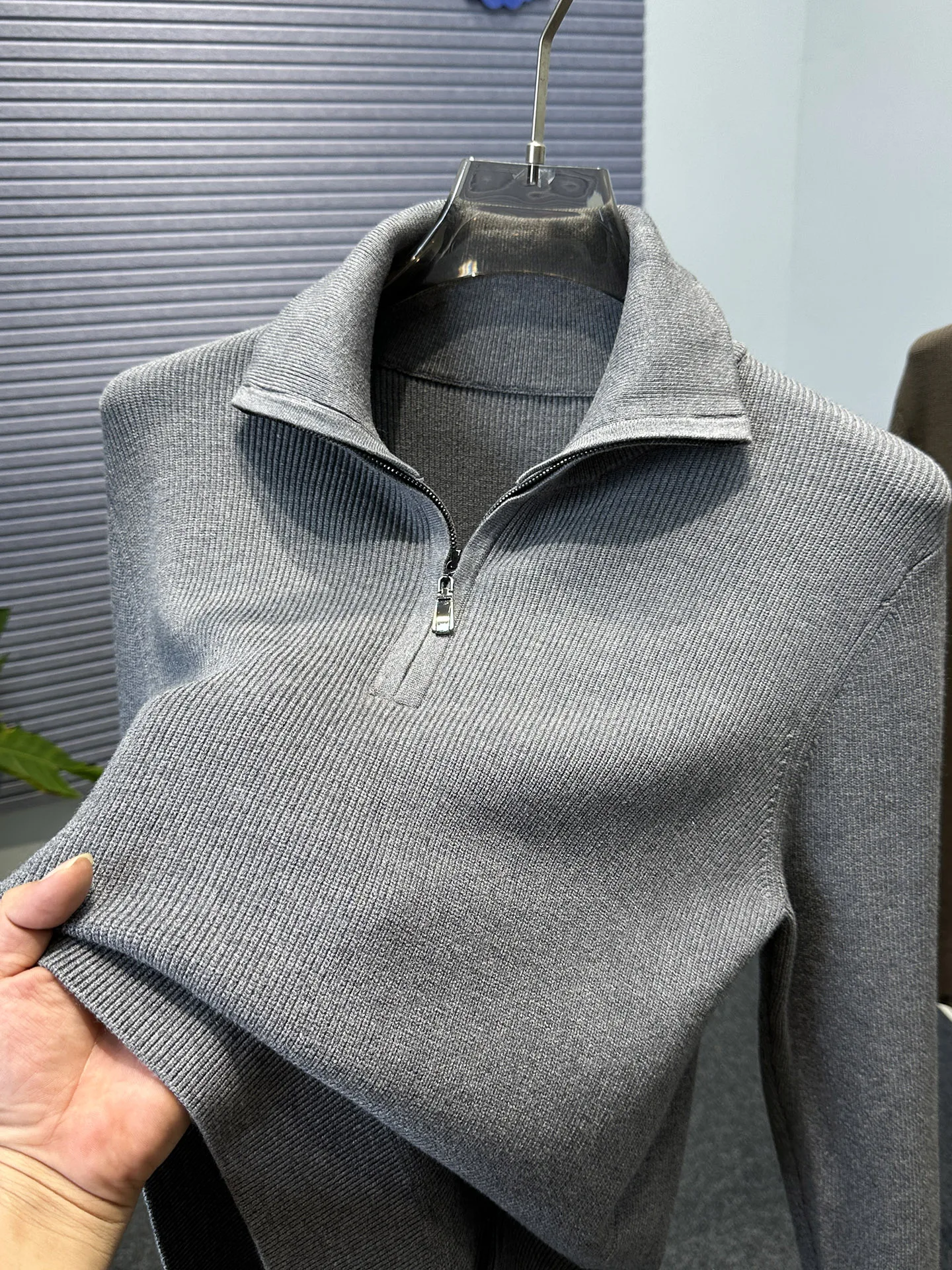 

Мужской повседневный вязаный свитер на молнии, осенне-зимняя новинка, худи с капюшоном, базовый слой, модный молодежный стиль, стандартный крой