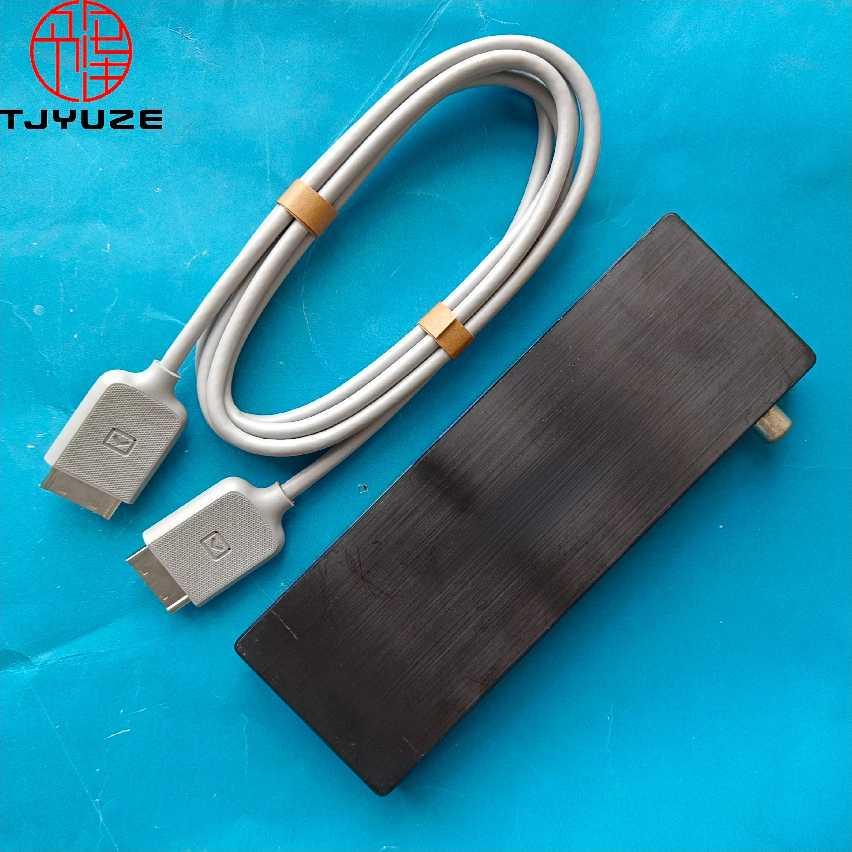 

GENUINE One Connect Mini Box For TV UN55MU7500G UN65MU7500G UN65MU7500GXPE UN65MU7500GXZS With One Connect Cable UN55MU7500GXPE