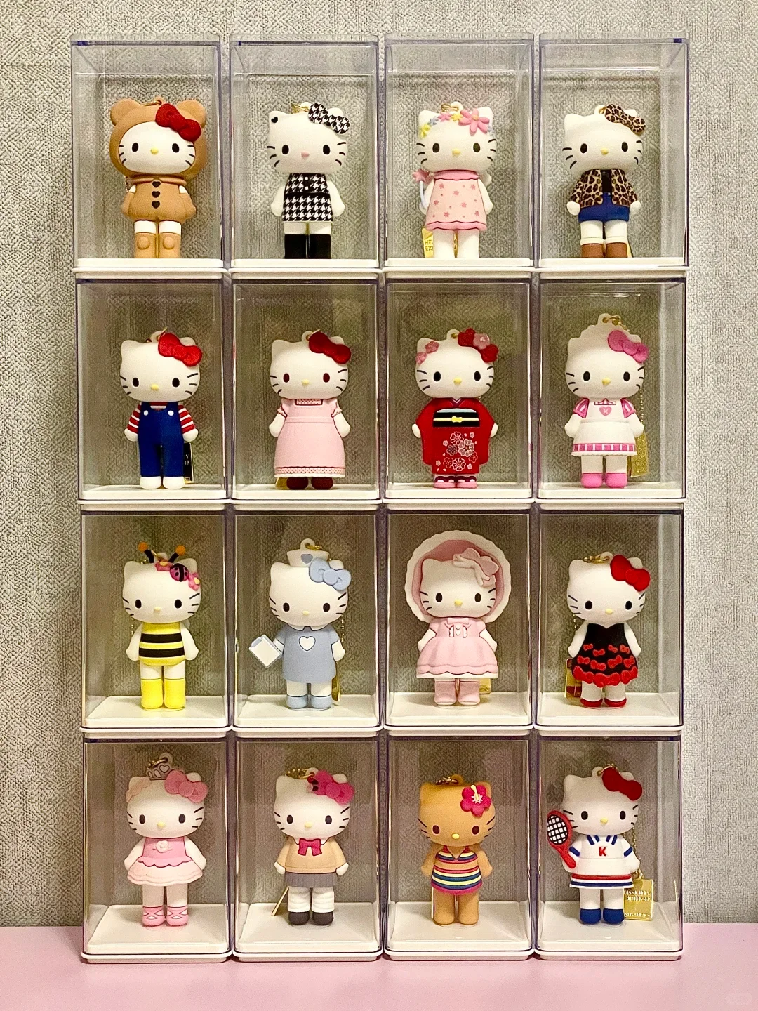 

Новая лимитированная серия к 50-летию: милый брелок-подвеска Kt Cat для рюкзака, кавайная фигурка из ПВХ, игрушка-брелок, подарок на день рождения