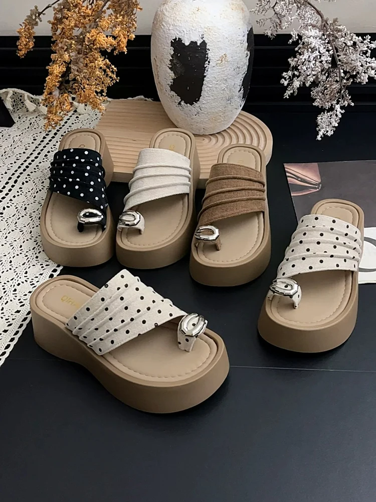 Summer 2026 Women's Folded Slip-On Sandals Thick Bottom Comfortable Casual Beach Slippers Korean Style Ultra-Soft Leather
