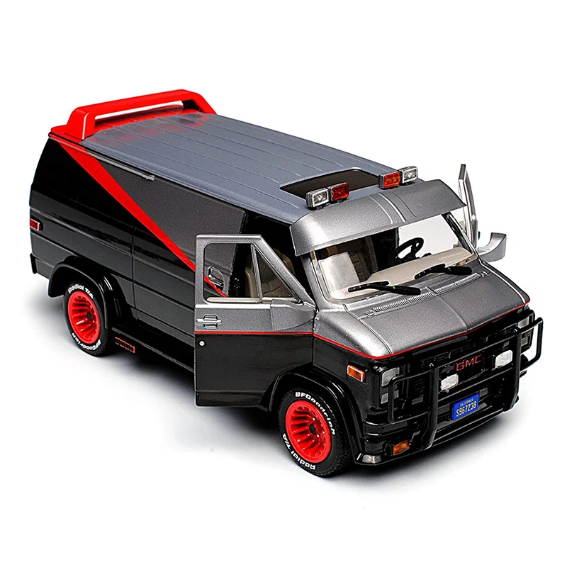 1/24 Alloy car 1983 Vandura Van model decoration 22CM