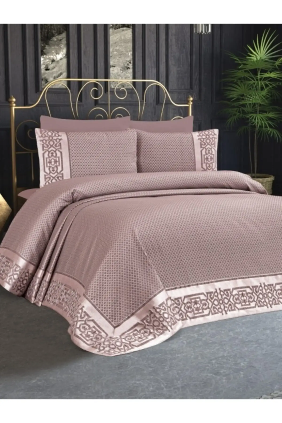 Pink Elegant Double Bed Cover 2 pcs 50x70 decorative pillow, 1 PCs 265x265 bed cover