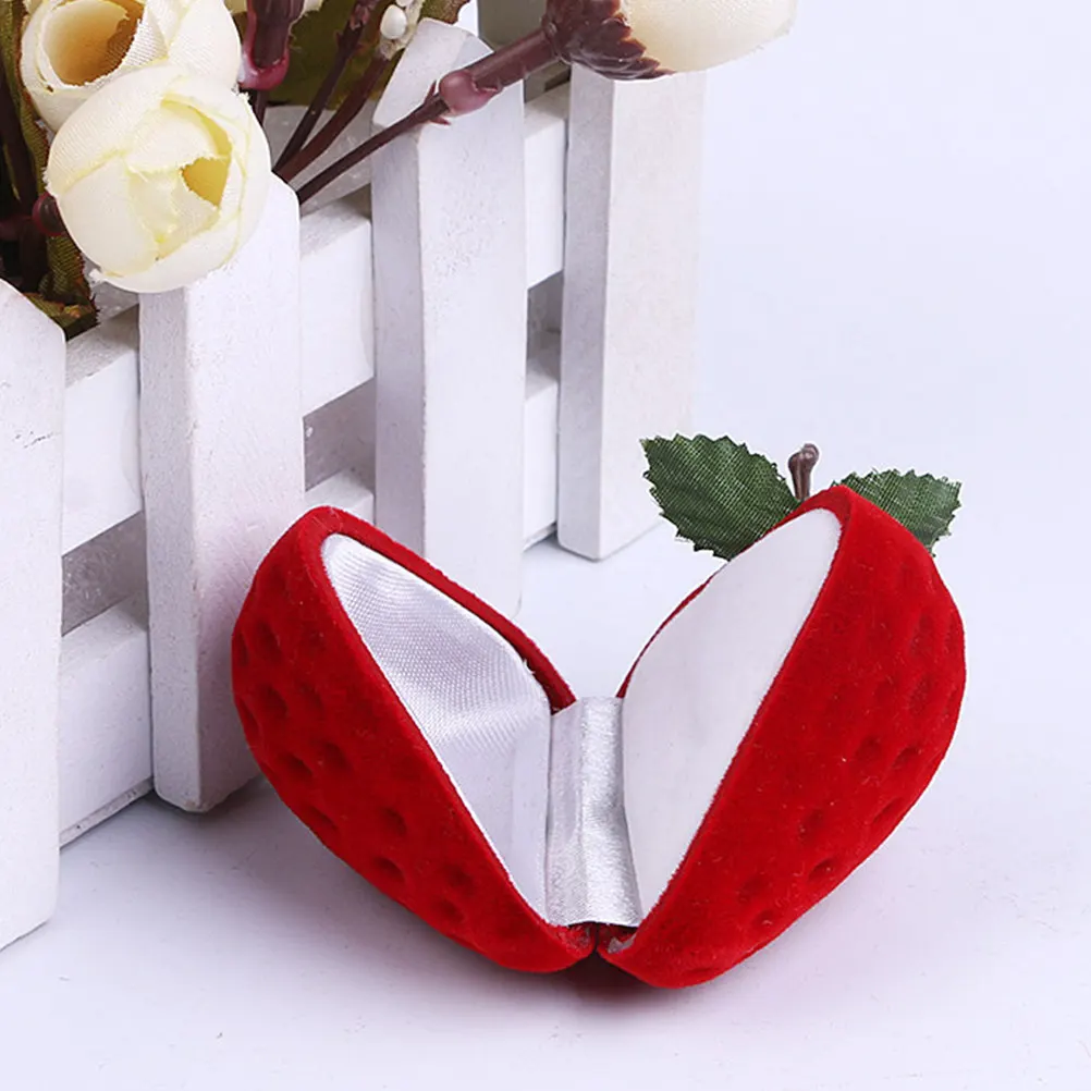 1Pcs Strawberry Jewelry Box Elegant Ring Storage Case Premium Material Scratch Protection for Necklace Earrings Bracelet Display