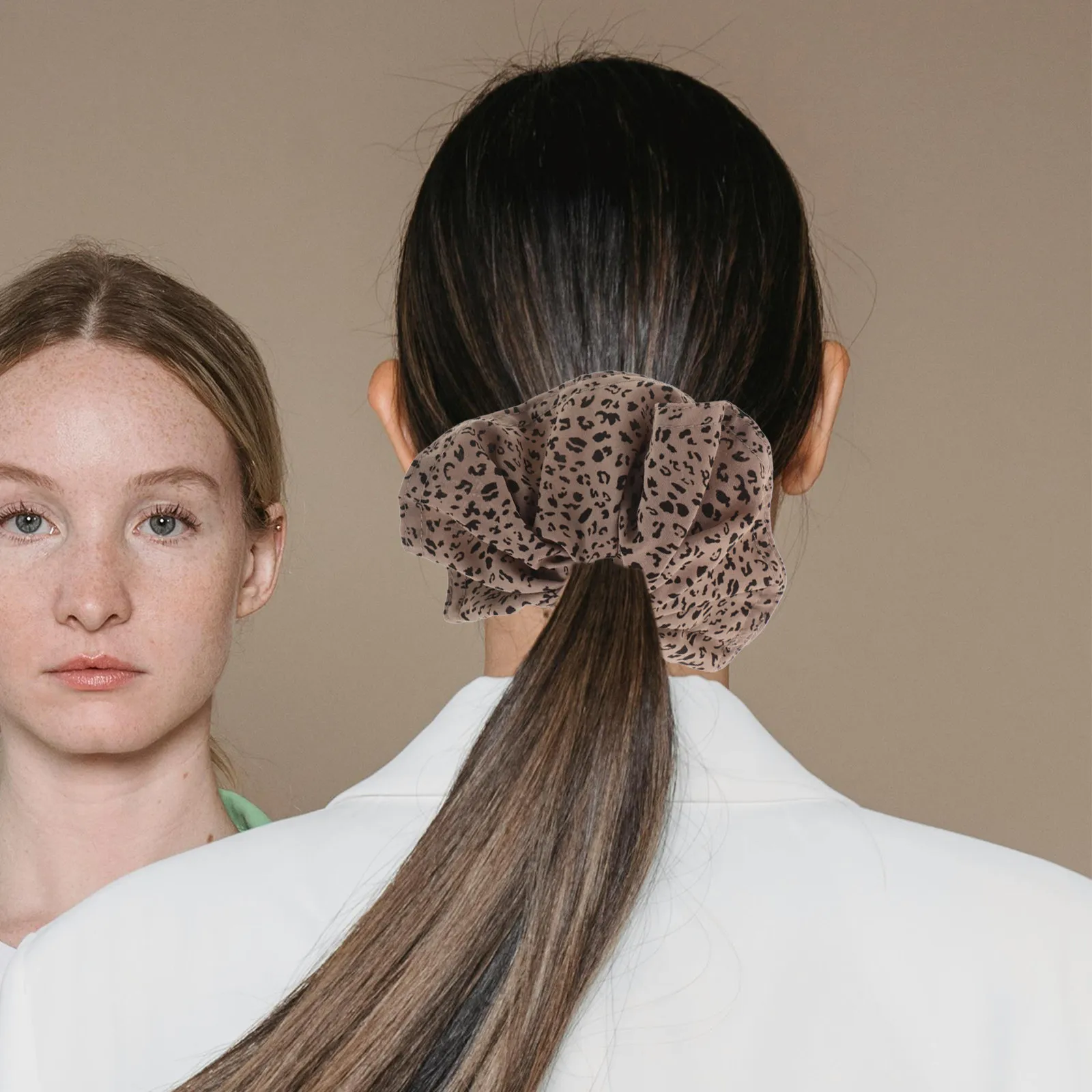 

2Pcs Leopard Print Hair Scrunchies Thick Large Elastic Ponytail Holders Decorative Animal Print Hair Accessories for Women Girls