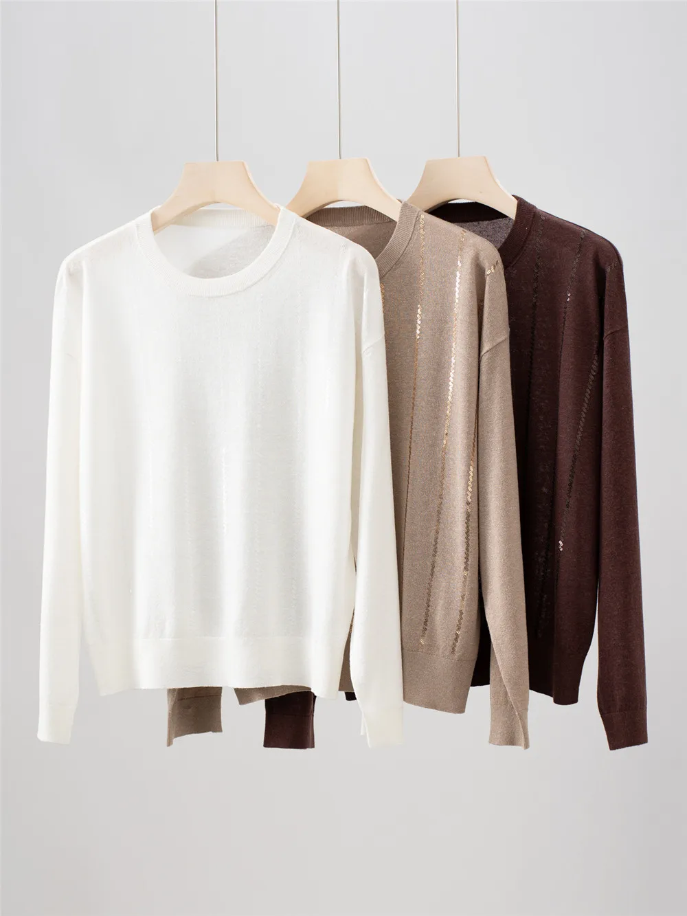 

Women's Clothing 25 Early autumn New Product Linen Sequin Vertical Stripe Knitted Round Neck Long Sleeved Thin Style Versatile T