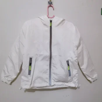 Módní LED světelné oblečení Barevný světelný kabát Vánoční večírek Třpytky Kostým pro chlapce a dívky 6 nejlepší prodej LED světelné kabáty - №5